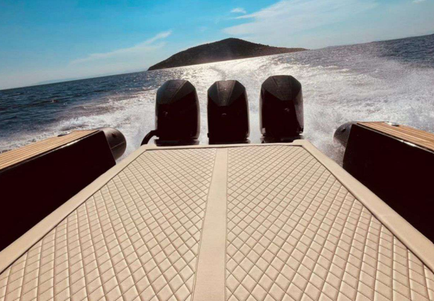 Discover the Aegean in Comfort and Style